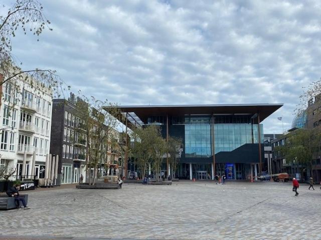 Logement Het Herenwaltje Leeuwarden Bagian luar foto